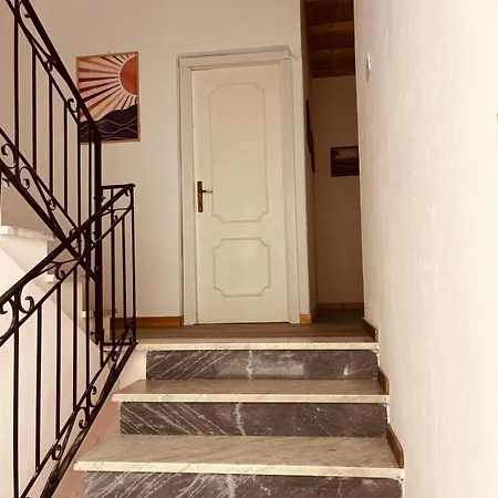 Apartment The Square Orosei