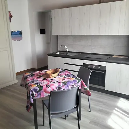 The Square Apartment *