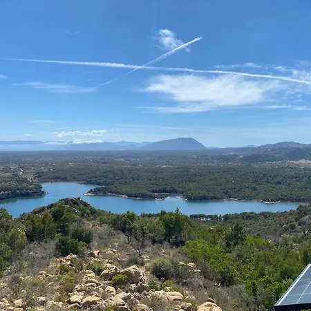 Апартаменты The Square Орозеи