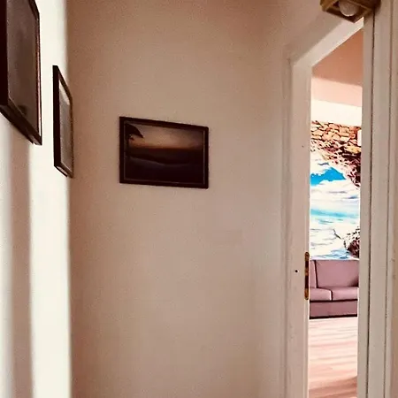 The Square * Орозеи