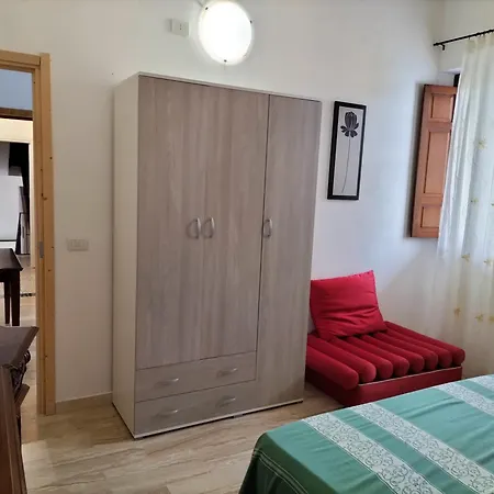 The Square * オロゼーイ